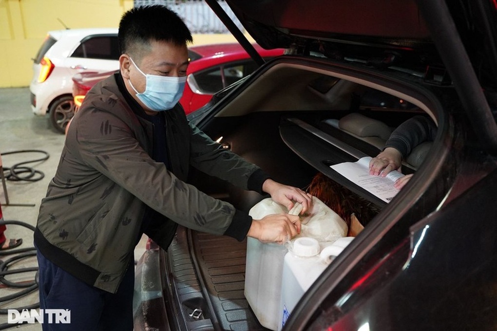 Công an Hà Nội khuyến cáo tuyệt đối không tích trữ xăng, dầu trong nhà - 2 Công an Hà Nội khuyến cáo tuyệt đối không tích trữ xăng, dầu trong nhà - 2