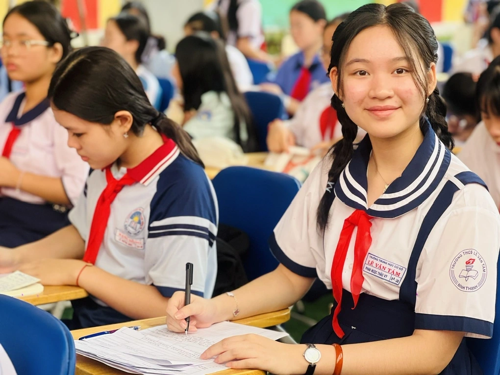 ホーチミン市で優秀な9年生の数が激減したのはなぜか? - 1 Vì sao số học sinh giỏi lớp 9 ở TPHCM giảm mạnh? - 1