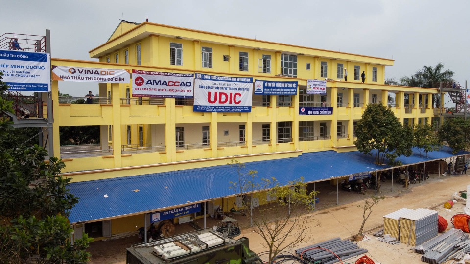 Bệnh viện dã chiến Mê Linh lột xác, chuẩn bị đi vào hoạt động - 4 Bệnh viện dã chiến Mê Linh lột xác, chuẩn bị đi vào hoạt động - 4