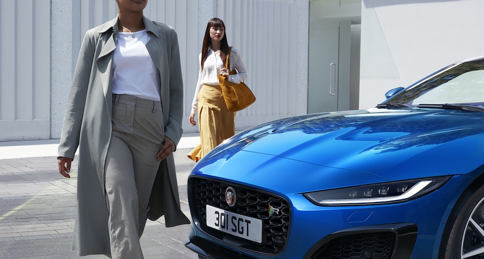 Jaguar F-Type mới ra mắt, phân bổ động cơ từng thị trường - 6 Jaguar F-Type mới ra mắt, phân bổ động cơ từng thị trường - 6