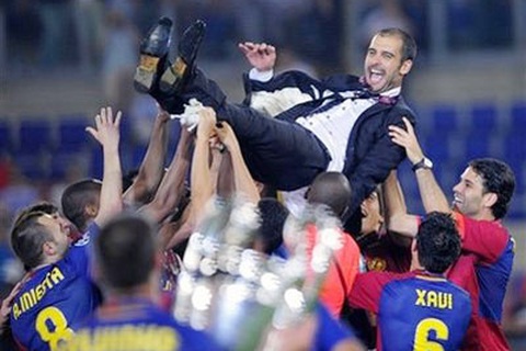 Thầy trò Guardiola vỡ òa hạnh phúc