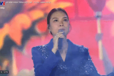 Mỹ Tâm cất giọng đầy nội lực, cùng Double2T "rực cháy" ở concert quốc gia