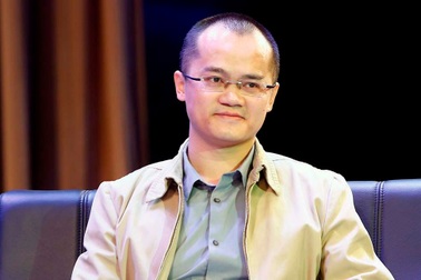 Bay 16 tỷ USD vốn hóa chỉ vì CEO đăng một bài thơ lên mạng