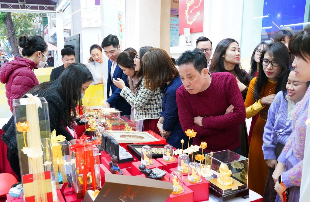 Du xuân độc đáo ngày đầu năm tại Lễ hội Vàng của DOJI - 1 Du xuân độc đáo ngày đầu năm tại Lễ hội Vàng của DOJI - 1