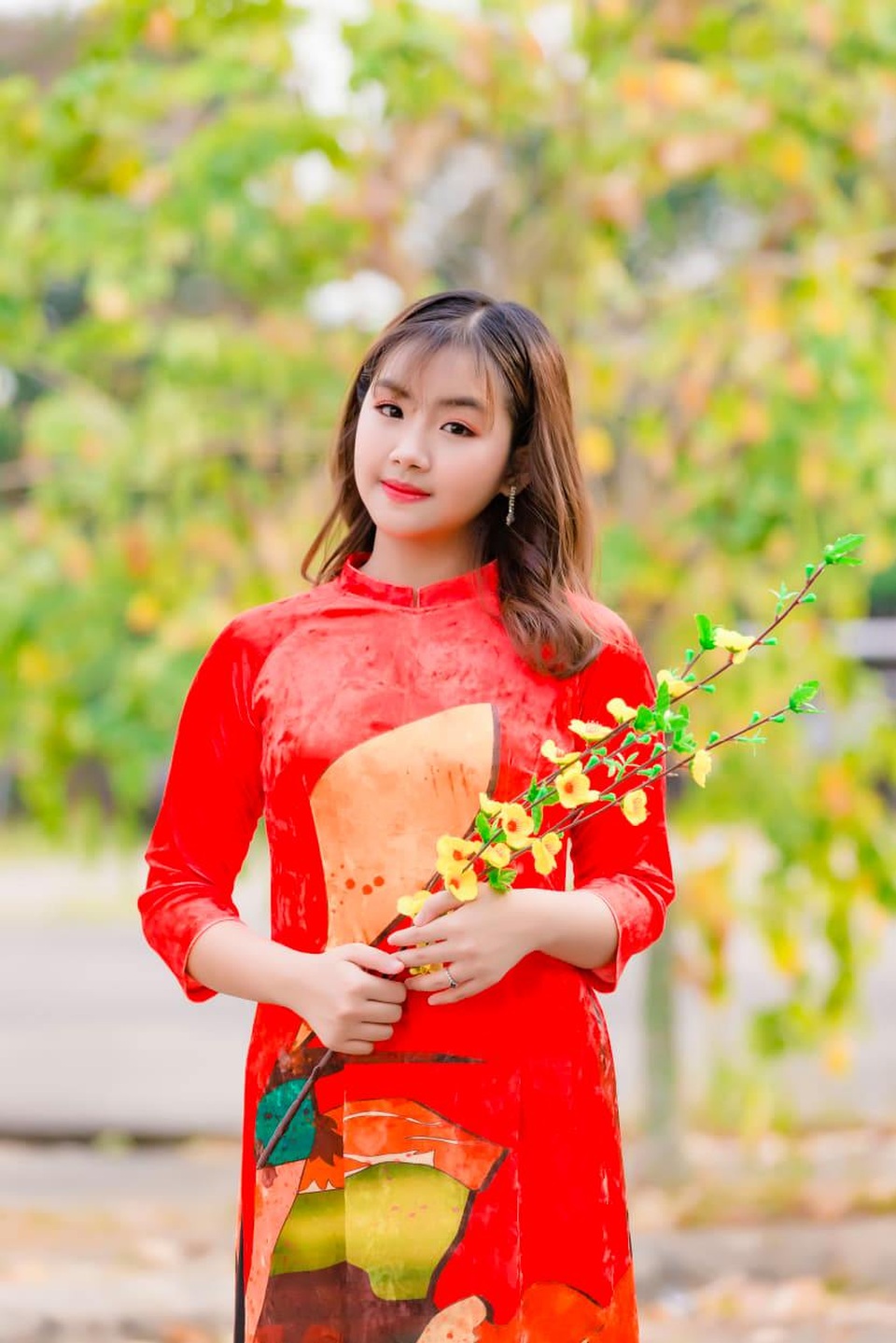“Thần đồng bolero” 14 tuổi Khánh An tiết lộ những ngày nghỉ học vì corona - 2 “Thần đồng bolero” 14 tuổi Khánh An tiết lộ những ngày nghỉ học vì corona - 2