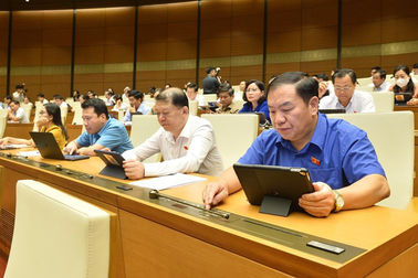 Phạm nhân từng trốn trại không được lao động ngoài trại giam