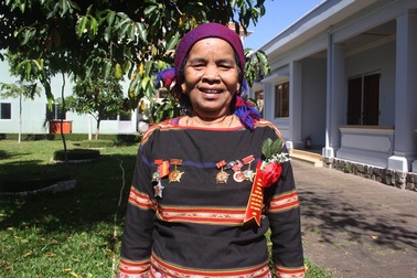 Nữ già làng đặc biệt "có một không hai" của bản làng Krông