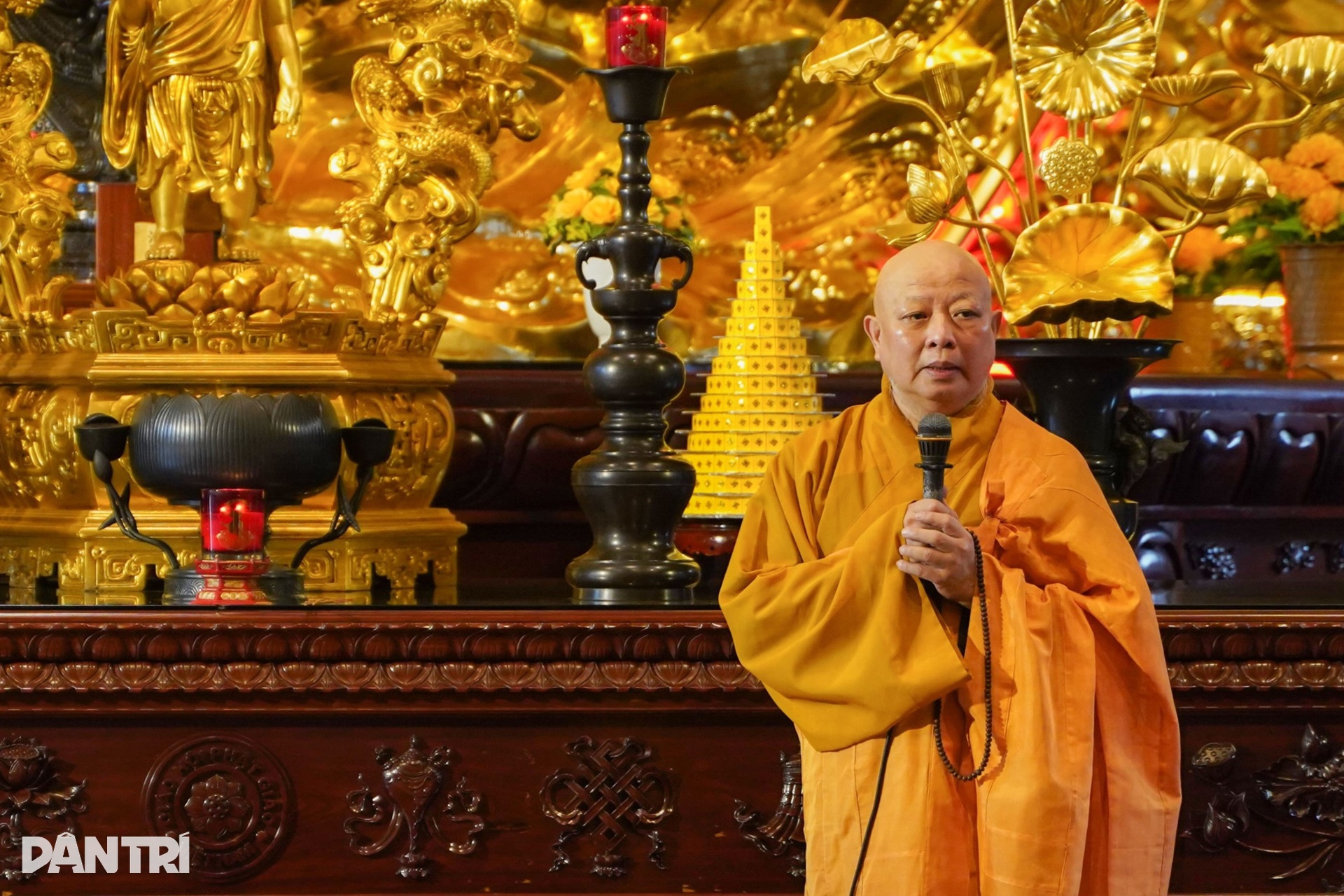Hàng ngàn chùa thỉnh chuông sáng 1/7, cầu quốc thái dân an - 3 Hàng ngàn chùa thỉnh chuông sáng 1/7, cầu quốc thái dân an - 3