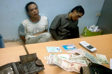 Hà Nội: Móc túi trên xe buýt, tấn công người truy đuổi