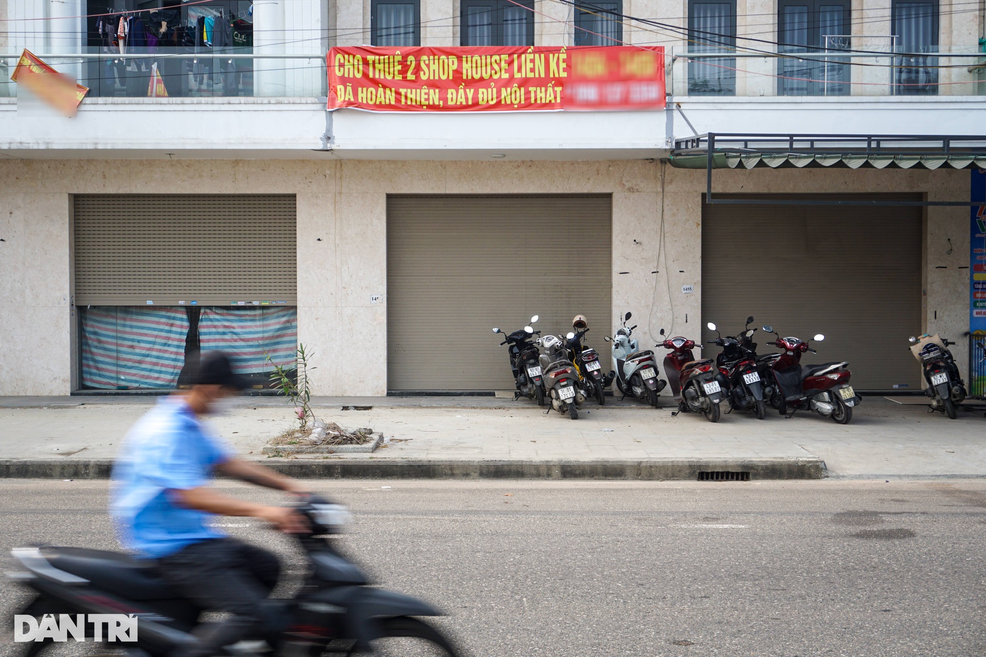 Nhan nhản shophouse từng là gà đẻ trứng vàng bị bỏ hoang ở Đà Nẵng - 8 Nhan nhản shophouse từng là gà đẻ trứng vàng bị bỏ hoang ở Đà Nẵng - 8
