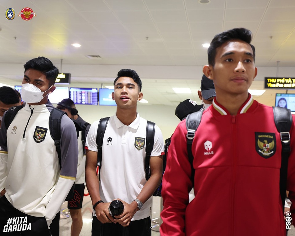 Indonesia bay chuyên cơ, có mặt ở Hà Nội sớm hơn tuyển Việt Nam - 7 Indonesia bay chuyên cơ, có mặt ở Hà Nội sớm hơn tuyển Việt Nam - 7