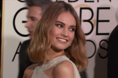 Lily James diện váy sang trọng