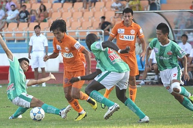 Tiền đạo Ngọc Thanh chia tay SHB Đà Nẵng