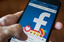Facebook thêm giải pháp để hạn chế chia sẻ tin giả mạo