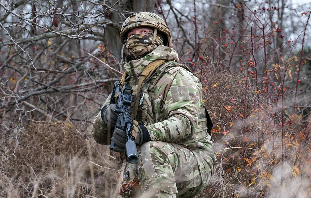 Nga chia mũi tiến công, bao vây trận địa nóng nhất Ukraine - 1 Nga chia mũi tiến công, bao vây trận địa nóng nhất Ukraine - 1