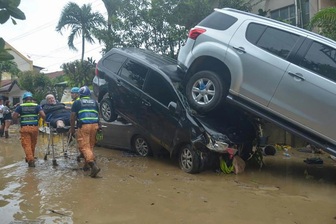 Bão Kalmaegi làm ngập nhà cửa ở Philippines, 40 người chết