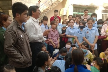 Gian khó, tỏ lòng nhau 