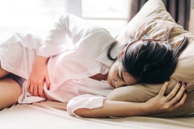 Trót "thân mật" có thai, bạn gái đòi làm một việc khiến tôi sợ hãi