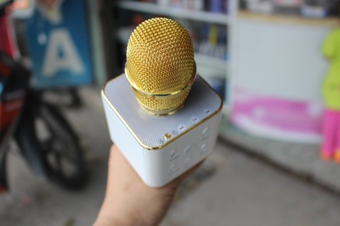 Cẩn trọng khi mua micro Karaoke đang gây sốt mùa cận Tết