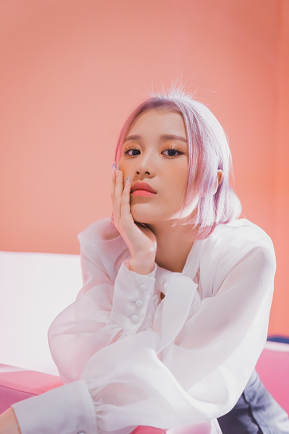 Hoàng Thùy Linh “đối đầu” Rapper Binz - 4 Hoàng Thùy Linh “đối đầu” Rapper Binz - 4