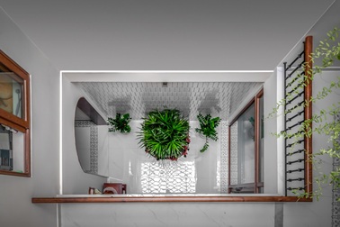 Ghép 3 nhà ống riêng biệt thành tư dinh rộng hơn 500 m2 ở Sóc Trăng