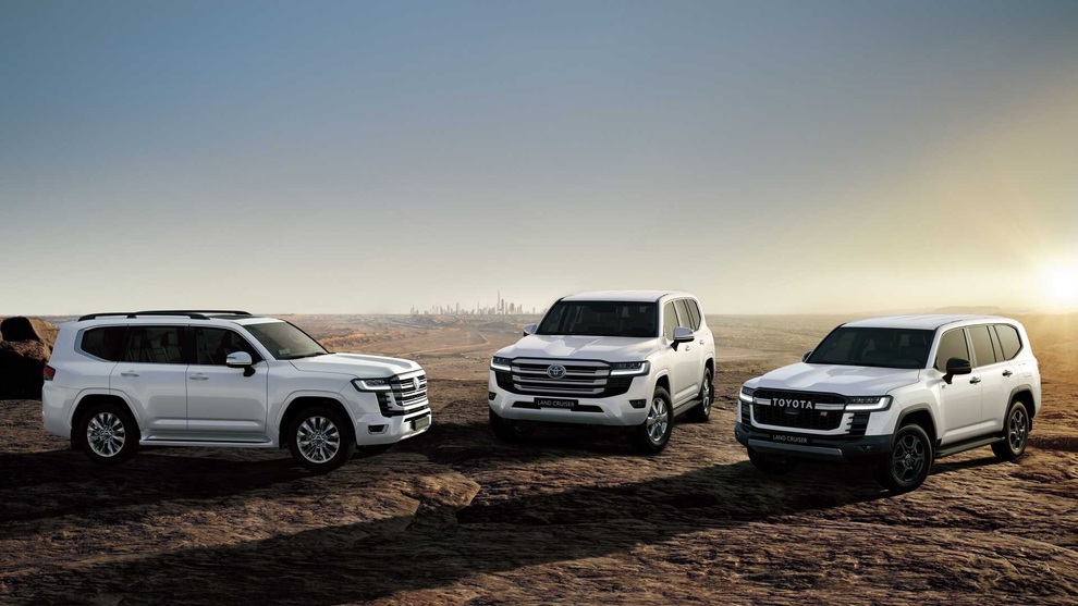 Toyota nói gì về việc cấm khách mua Land Cruiser bán lại xe? - 1 Toyota nói gì về việc cấm khách mua Land Cruiser bán lại xe? - 1