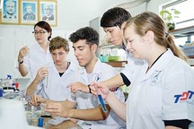 Lùm xùm ở ĐH Tôn Đức Thắng: Xử lý không khéo sẽ đổ vỡ một mô hình tốt về tự chủ