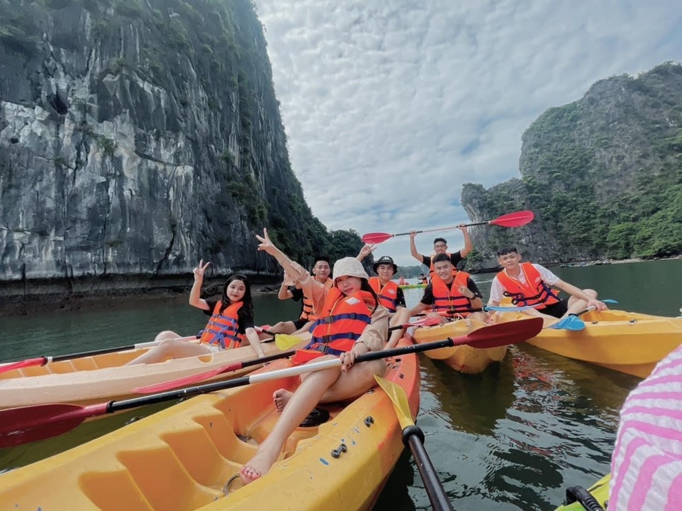 Siêu bão Yagi sắp đổ bộ, hoãn hủy loạt tour du thuyền Quảng Ninh, Hải Phòng - 2