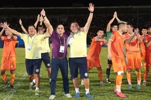 Niềm vui của bóng đá Bình Định ngày trở lại V-League