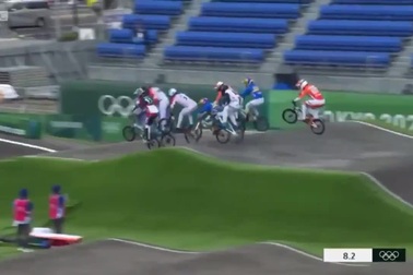 Tay đua xe đạp địa hình gặp chấn thương kinh hoàng ở Olympic Tokyo