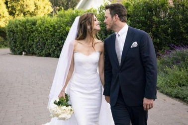 Chris Pratt và Katherine Schwarzenegger hạnh phúc trong ngày cưới