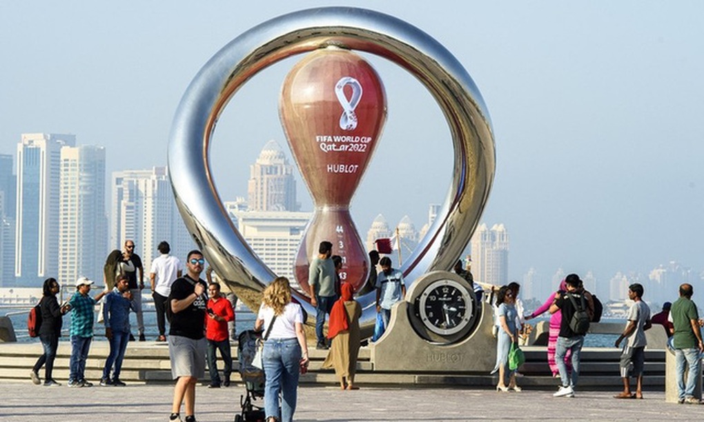 Du khách rút về gần hết, người dân hụt hẫng với cảnh đìu hiu hậu World Cup - 4 Du khách rút về gần hết, người dân hụt hẫng với cảnh đìu hiu hậu World Cup - 4