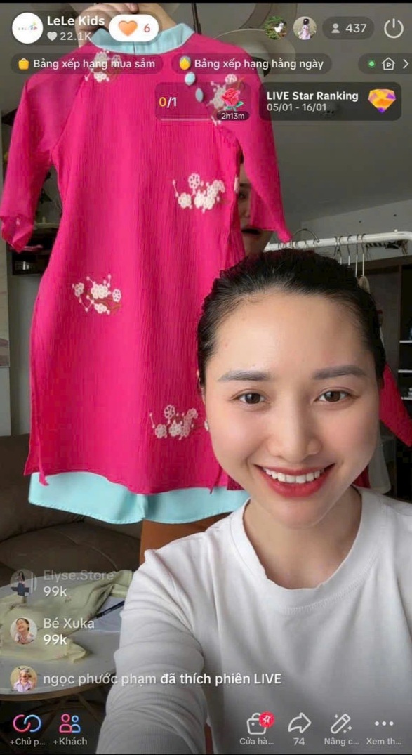 View - Tiểu thương thu hàng tỷ đồng/tháng, thoát phá sản nhờ "dám bỏ chợ" | Báo Dân trí