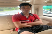 Người đàn ông bắn hàng xóm vì hát karaoke bằng loa kẹo kéo