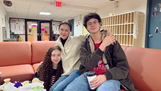 Siêu mẫu Ngọc Nga kể hôn nhân viên mãn bên chồng Tây, 2 con trai cao gần 2m - 8