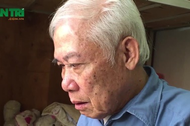 Thầy giáo khiếm thị 78 tuổi ở ngôi trường đặc biệt