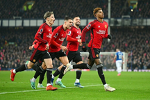 Garnacho tạo siêu phẩm, Man Utd đại thắng trên sân Everton