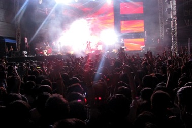 "Lửa" rock “bùng cháy” đất Tây Đô