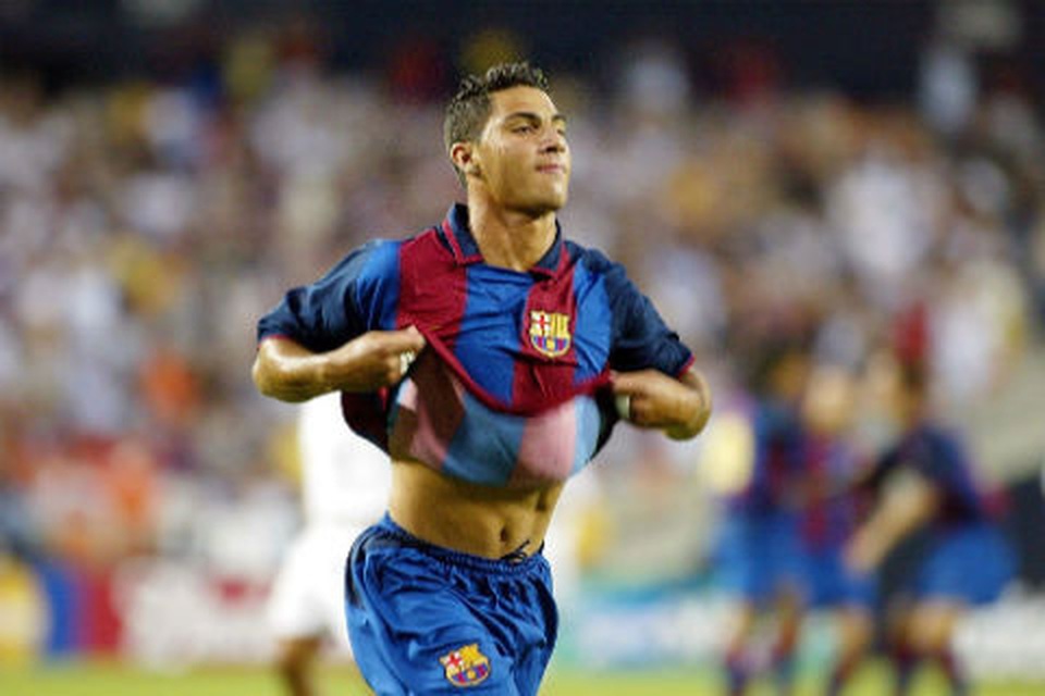 Đội hình những ngôi sao thất bại ở Barcelona trong thế kỷ 21 - 7 Đội hình những ngôi sao thất bại ở Barcelona trong thế kỷ 21 - 7