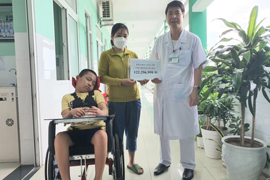 Bạn đọc giúp người mẹ xin cứu con trai 10 tuổi hơn 180 triệu đồng