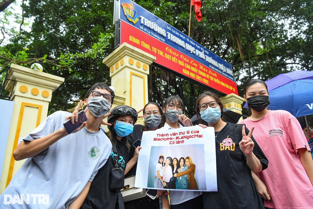 Hà Nội: Học sinh lớp 11 phải tham gia thi khảo sát toàn thành phố năm 2024 - 1