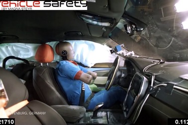 Màn “tra tấn” xe VinFast Lux A2.0 và Lux SA2.0 tại Châu Âu