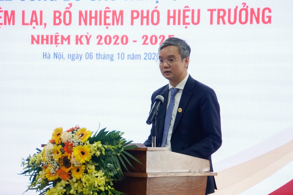 Trường ĐH Ngoại thương bổ nhiệm Phó Hiệu trưởng mới - 2 Trường ĐH Ngoại thương bổ nhiệm Phó Hiệu trưởng mới - 2