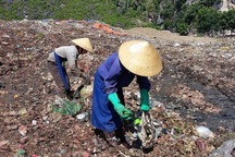 Chuyện cả làng viết đơn xin... nhặt rác