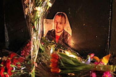 Người hâm mộ tưởng nhớ Heath Ledger 