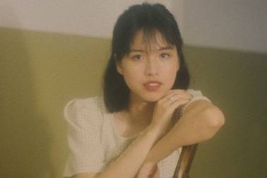 "Cô giáo quốc dân" xinh đẹp trong bộ ảnh hoài cổ