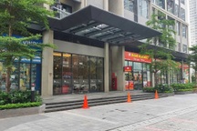 Nam thanh niên rơi từ tầng cao chung cư cao cấp ở Hà Nội xuống đất tử vong