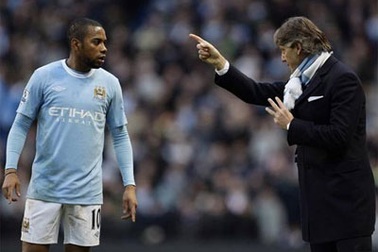 HLV Mancini vẫn đặt niềm tin vào Robinho