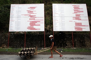 Vội vã Mường Lay