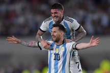 De Paul: "Tấm băng đội trưởng của Argentina luôn thuộc về Messi"